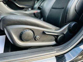 Mercedes-Benz A Class 1.5 A180d AMG Line (Executive) 7G-DCT Euro 6 (s/s) 5dr