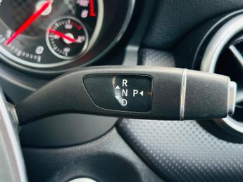 Mercedes-Benz A Class 1.5 A180d AMG Line (Executive) 7G-DCT Euro 6 (s/s) 5dr