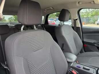 Ford Focus 1.0T EcoBoost Titanium Auto Euro 6 (s/s) 5dr