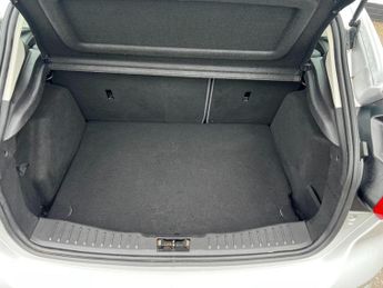 Ford Focus 1.6 Zetec Powershift Euro 5 5dr