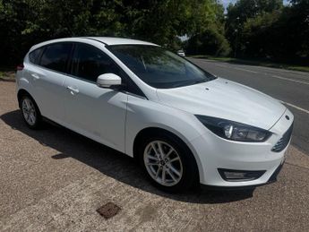 Ford Focus 1.0T EcoBoost Zetec Euro 6 (s/s) 5dr