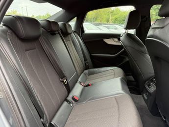Audi A4 2.0 TDI S line S Tronic quattro Euro 6 (s/s) 4dr