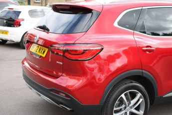 MG MG HS 1.5 T-GDI Exclusive DCT Euro 6 (s/s) 5dr