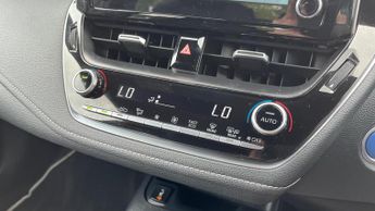 Toyota Corolla 1.8 VVT-h Icon CVT Euro 6 (s/s) 5dr