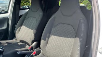 Toyota Aygo X 1.0 VVT-i Edge Euro 6 (s/s) 5dr