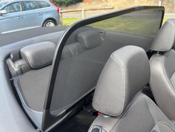 Volkswagen Golf 2.0 TDI BlueMotion Tech GT Cabriolet DSG Euro 5 (s/s) 2dr