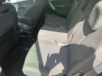 Citroen Grand C4 Picasso 1.6 HDi VTR+ EGS6 Euro 4 5dr