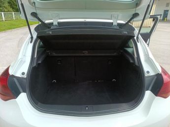 Vauxhall Astra 1.4 16v SRi Euro 5 5dr