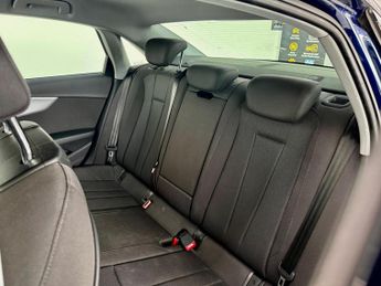 Audi A4 2.0 TFSI 35 Technik S Tronic Euro 6 (s/s) 4dr
