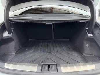 Porsche Taycan Performance Plus 93.4kWh Turbo Saloon 4dr Electric Auto 4WD (680