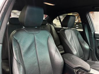 BMW 3 Series 2.0 330e 7.6kWh M Sport Shadow Edition Auto Euro 6 (s/s) 4dr