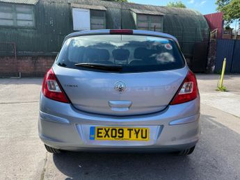 Vauxhall Corsa 1.4i 16v Club 5dr