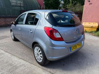 Vauxhall Corsa 1.4i 16v Club 5dr