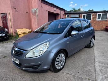 Vauxhall Corsa 1.4i 16v Club 5dr