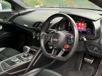 Audi R8 5.2 FSI V10 Plus S Tronic quattro Euro 6 (s/s) 2dr