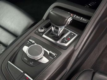 Audi R8 5.2 FSI V10 Plus S Tronic quattro Euro 6 (s/s) 2dr