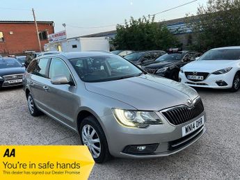 Skoda Superb 2.0 TDI Elegance 4WD Euro 5 (s/s) 5dr