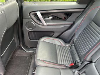 Land Rover Discovery Sport 1.5 P300e 12.2kWh R-Dynamic HSE Auto 4WD Euro 6 (s/s) 5dr