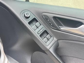 Volkswagen Golf 1.4 TSI GT DSG Euro 5 5dr