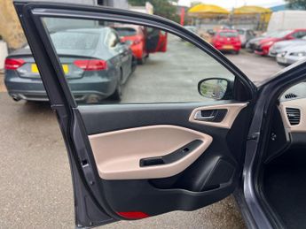 Hyundai i20 1.4 SE Auto Euro 6 5dr