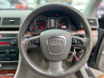 Audi A4 2.0 FSI S line CVT 4dr