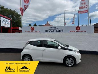 Toyota AYGO 1.0 VVT-i x-pression Euro 5 5dr Euro 5