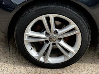 Vauxhall Insignia 2.0 CDTi ecoFLEX Exclusiv Euro 5 (s/s) 5dr