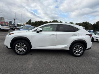 Lexus NX 2.5 300h Luxury E-CVT 4WD Euro 6 (s/s) 5dr
