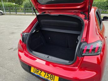 Peugeot 208 1.2 PureTech Allure Premium + EAT Euro 6 (s/s) 5dr