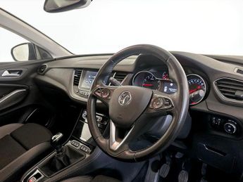 Vauxhall Grandland X 1.2 Turbo Griffin Euro 6 (s/s) 5dr