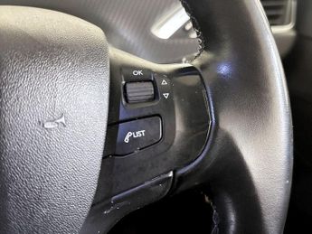 Peugeot 2008 1.2 PureTech Allure Premium Euro 6 5dr