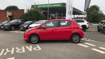 Toyota Yaris 1.5 VVT-h Icon E-CVT Euro 6 (s/s) 5dr