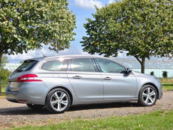 Peugeot 308 SW 1.2 PureTech Allure EAT Euro 6 (s/s) 5dr