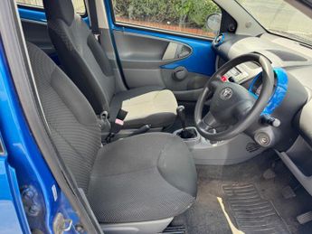 Toyota AYGO 1.0 VVT-i Blue Euro 4 5dr