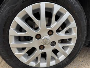 Toyota AYGO 1.0 VVT-i Platinum MultiMode Euro 4 5dr (AC)