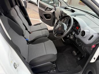 Peugeot e-Partner 49Kw SE FWD L1 H1 5dr