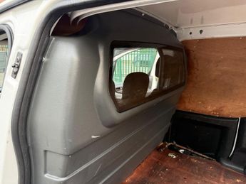 Peugeot e-Partner 49Kw SE FWD L1 H1 5dr