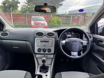 Ford Focus 1.6 Zetec 5dr