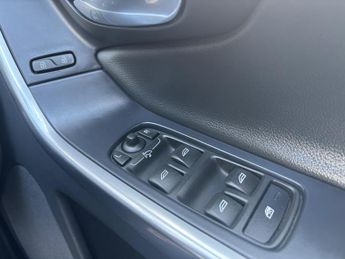 Volvo XC60 2.0 D4 SE Lux Nav Auto Euro 6 (s/s) 5dr