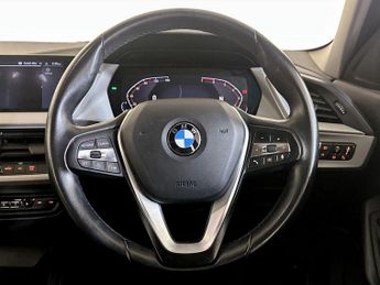 BMW 1 Series 1.5 118i SE (LCP) Euro 6 (s/s) 5dr