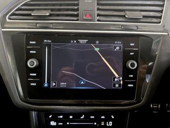 Volkswagen Tiguan 1.5 TSI Active Euro 6 (s/s) 5dr
