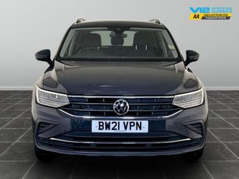 Volkswagen Tiguan 1.5 TSI Active Euro 6 (s/s) 5dr