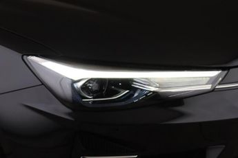 MG MG5 61.1kWh Trophy Long Range Auto 5dr