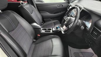 Nissan Leaf 40kWh N-Connecta Auto 5dr