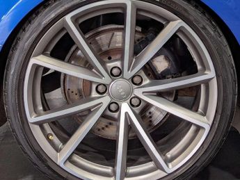 AUDI A5 4.2 RS 5 FSI Quattro Auto 4WD 2dr