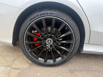 Mercedes-Benz C Class 2.0 C300de 13.5kWh AMG Line Edition (Premium) G-Tronic+ Euro 6 (