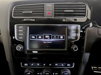 Volkswagen Golf 2.0 TSI BlueMotion Tech R DSG 4MOTION Euro 6 (s/s) 5dr