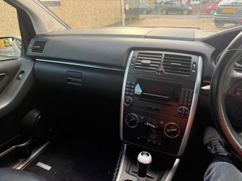 Mercedes-Benz B Class 2.0 B180 SE CVT 5dr