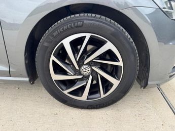 Volkswagen Golf 1.5 TSI EVO Match DSG Euro 6 (s/s) 5dr