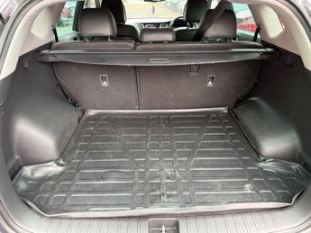 Hyundai TUCSON 2.0 CRDi Premium Auto 4WD Euro 6 5dr